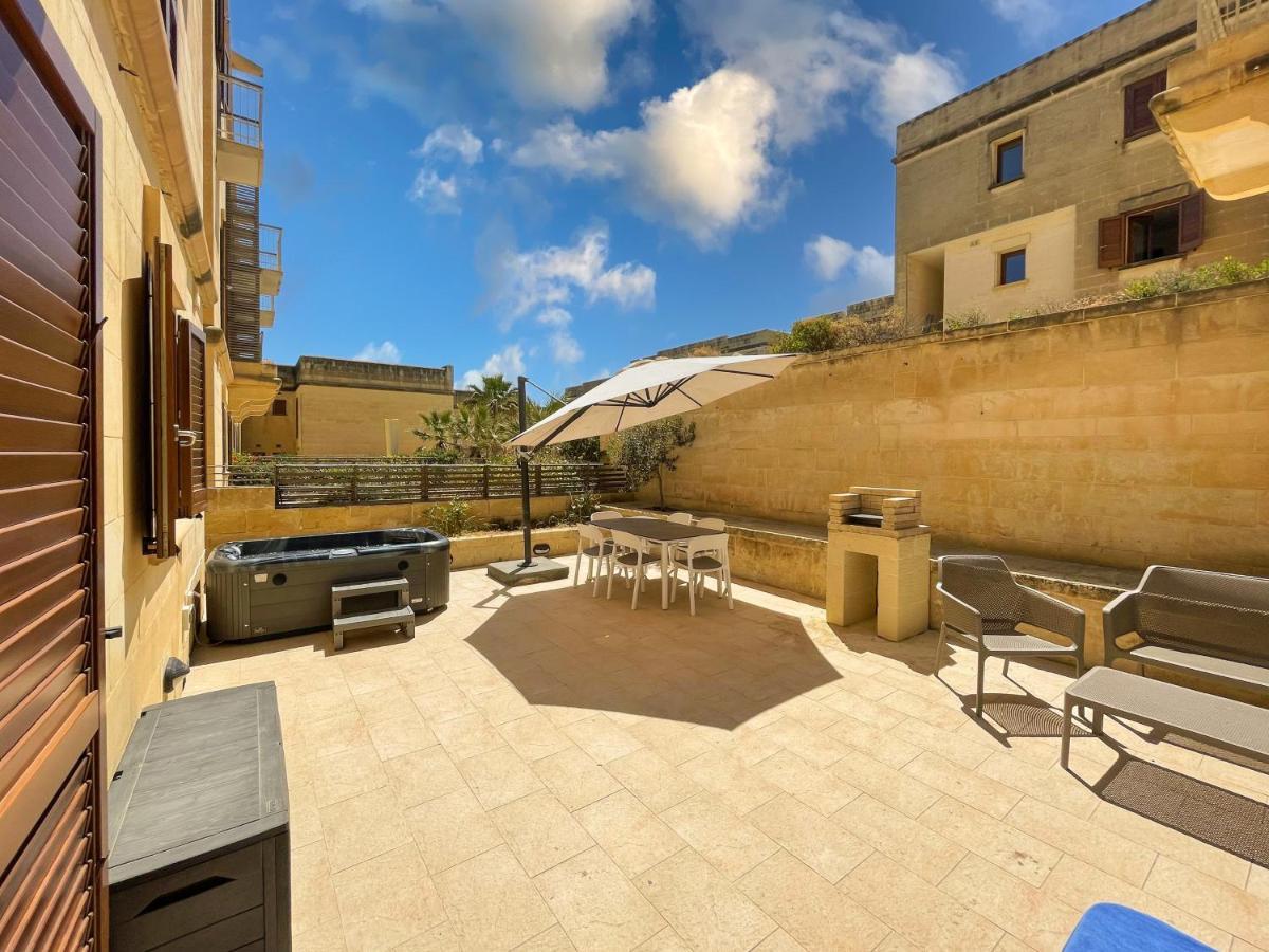 Gee9Teen At Fort Chambray Villa Mgarr Exterior photo